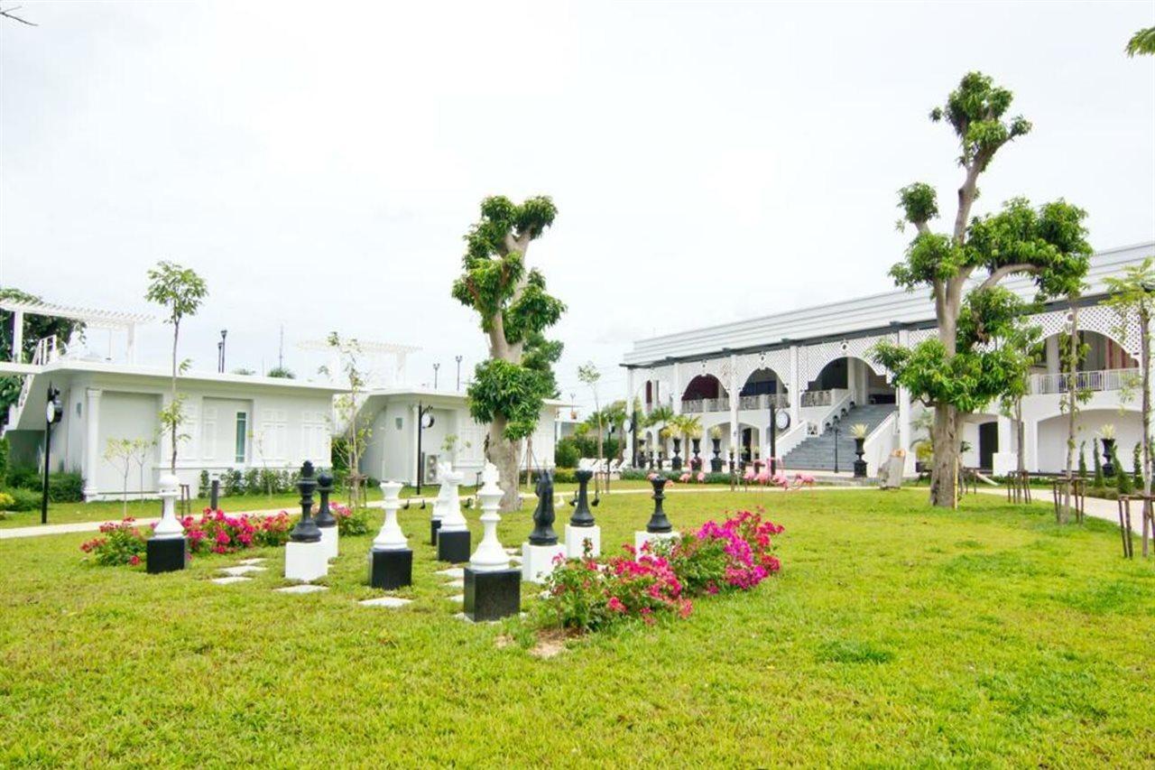 The Sea-cret Garden Hotell