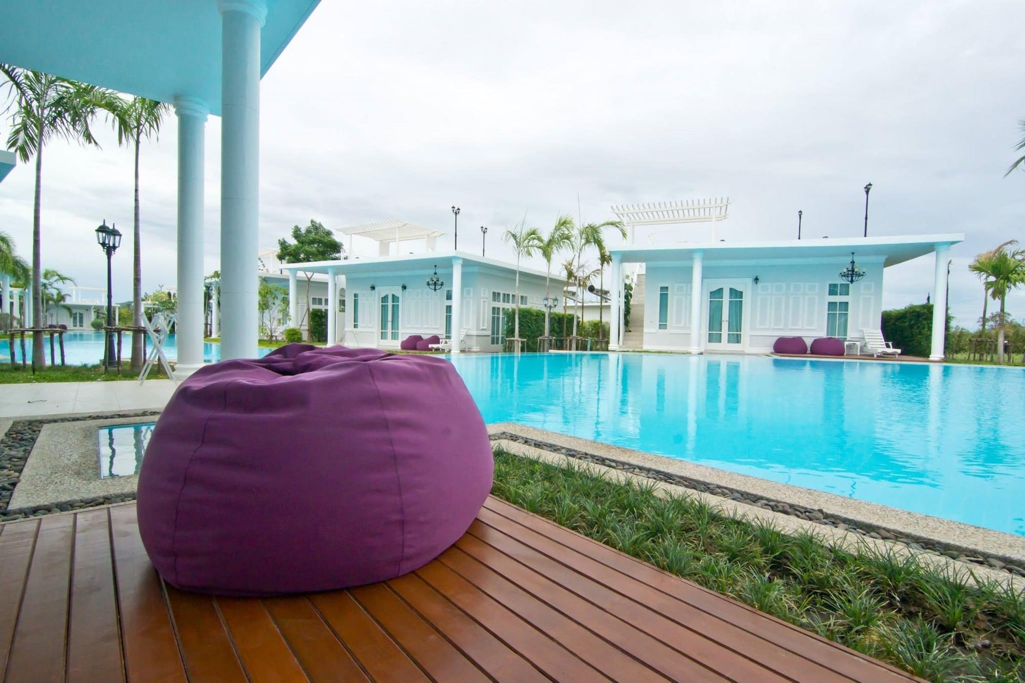The Sea-cret Garden Hotell