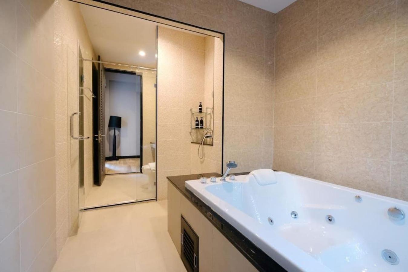 The Sea-cret Garden Hotell